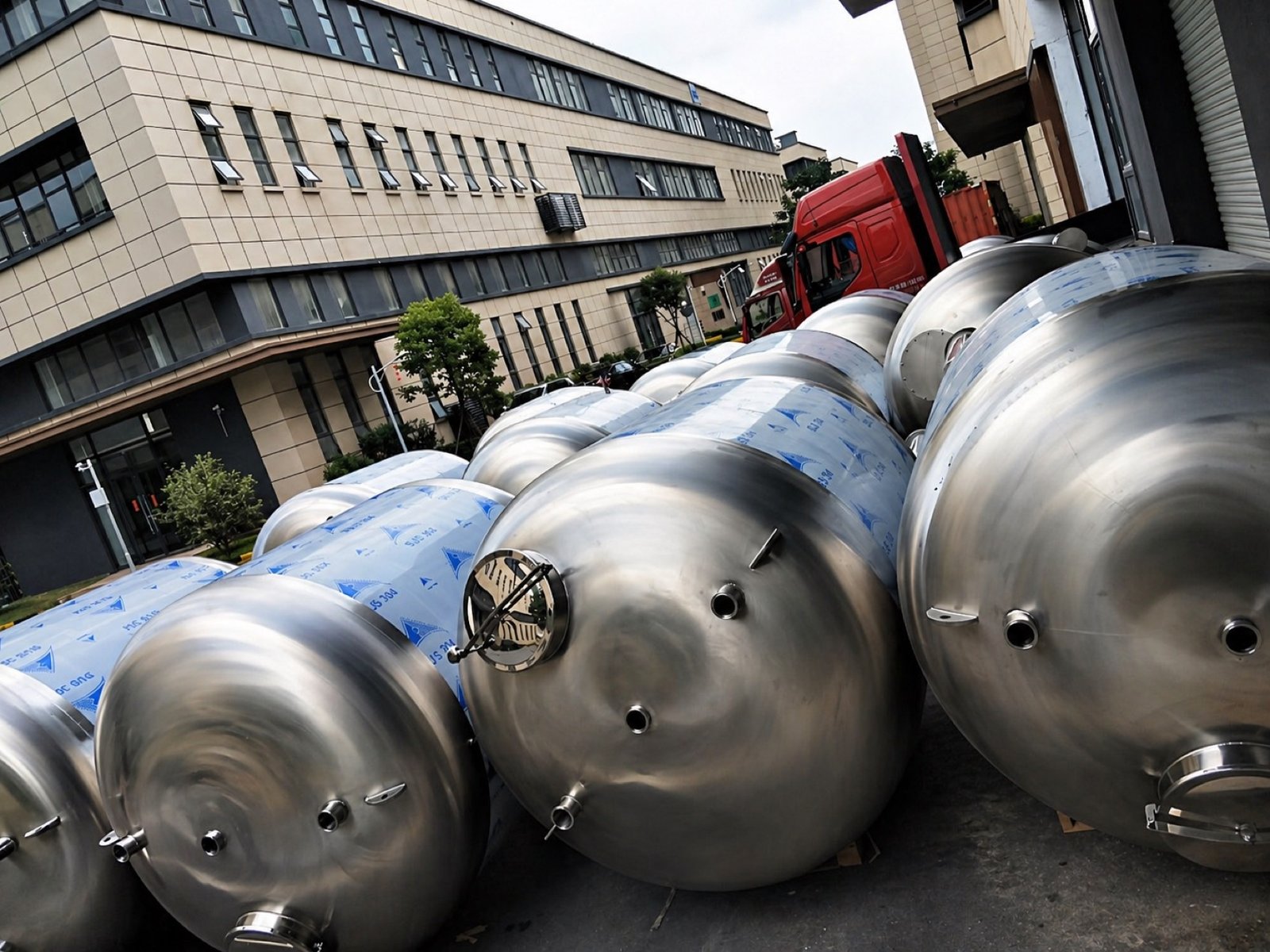 Stainless Steel Water Tank / 不锈钢水箱