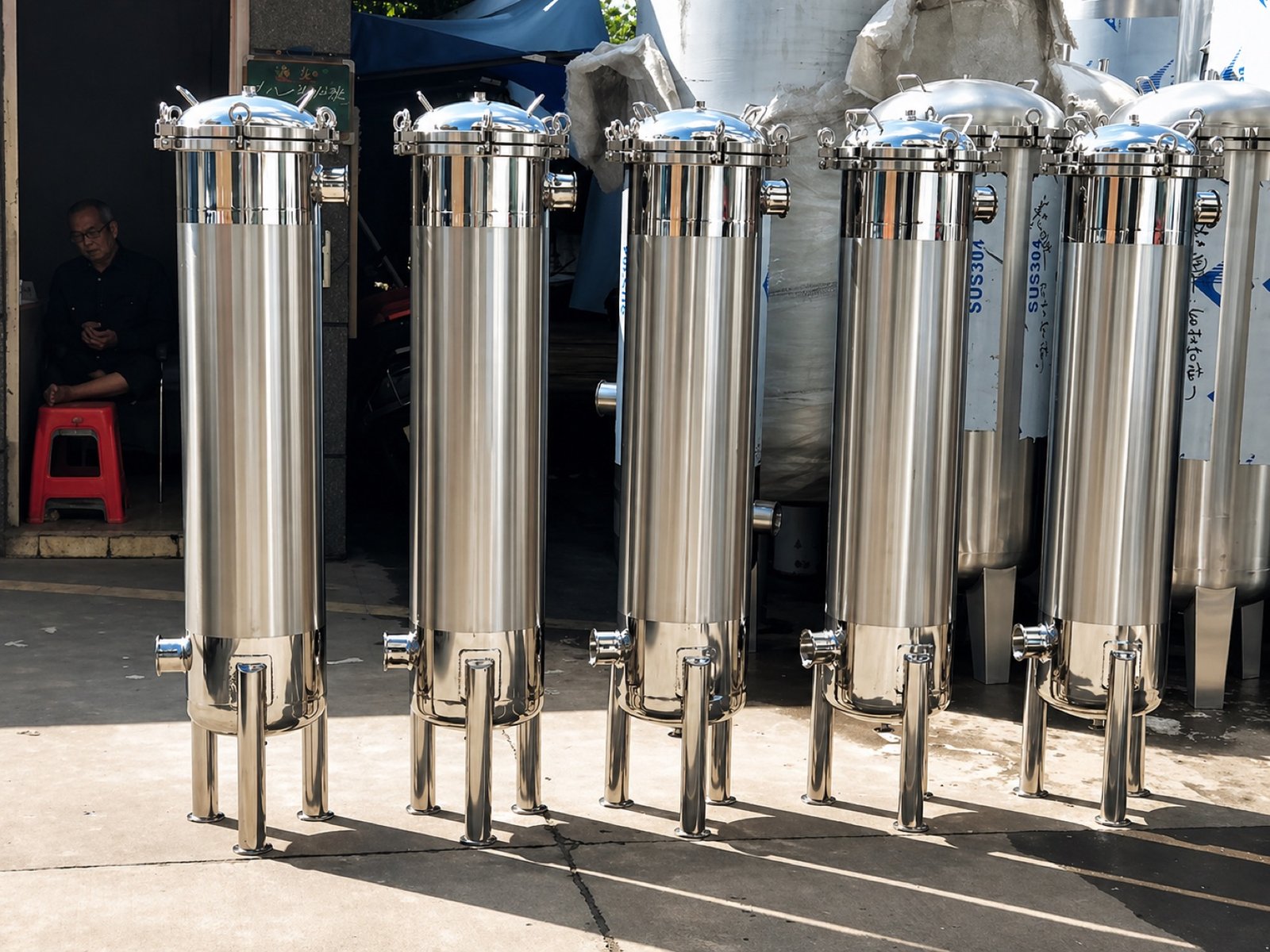 Food-Grade Cartridge Filter Housing / 食品级精密过滤器